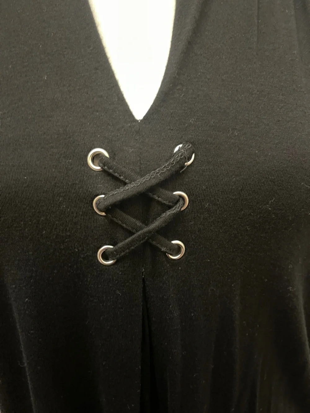 Cable & Gauge Black Lace-Up V-Neck A-Line Tank - Picture 3 of 4